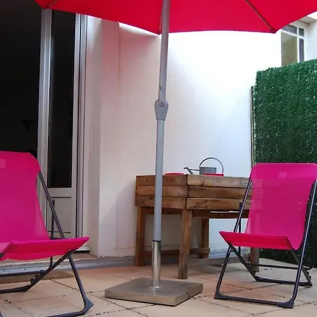 Apartment Avec Terrasse Centre De La Bastide Carcassonne