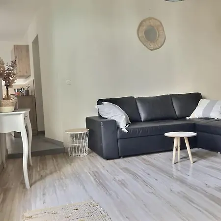 Avec Terrasse Centre De La Bastide * Carcassonne